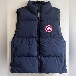 **New with tag** Canada Goose Puffer Vest